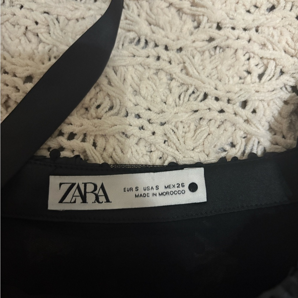 Zara Set - Picture 4 of 5